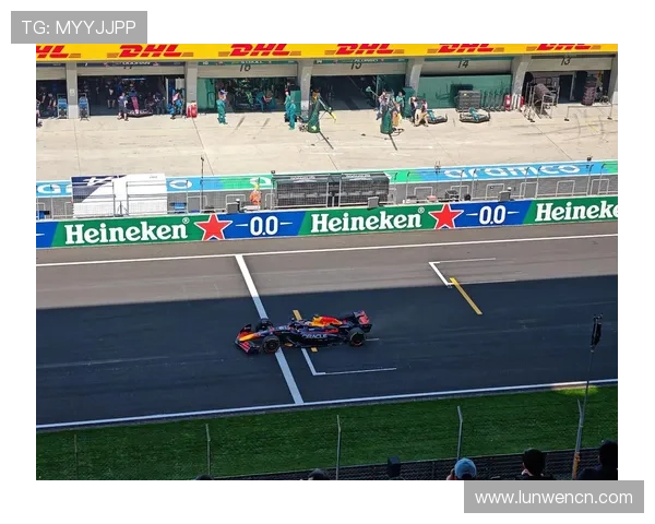 陈梦观赛F1 感受速度与激情的魅力 陈梦观赛F1 感受速度与激情的魅力